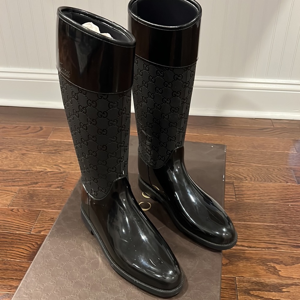 Authentic Women Gucci GG Rain Boots Good Condition